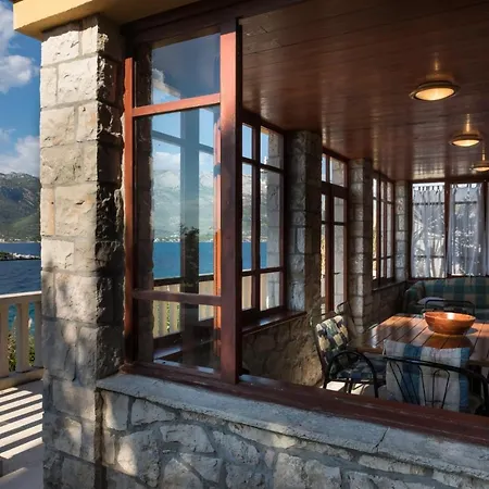 Adriatichome * Корчула
